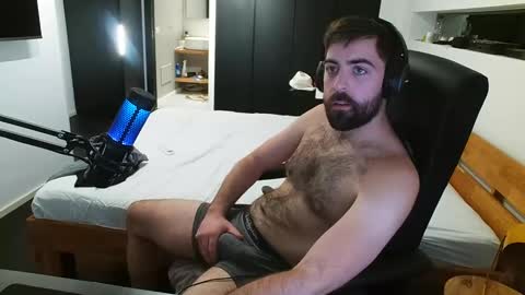 Snapshot of nomadicff chatting on December 2, 3:25 pm nomadicFF online show from December 2, 3:25 pm