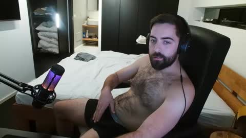 Snapshot of nomadicff chatting on December 4, 9:02 pm nomadicFF online show from December 4, 9:02 pm