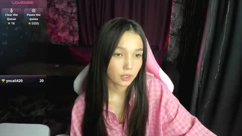 Snapshot of nomibean chatting on February 8, 7:17 pm nomi online show from February 8, 7:17 pm