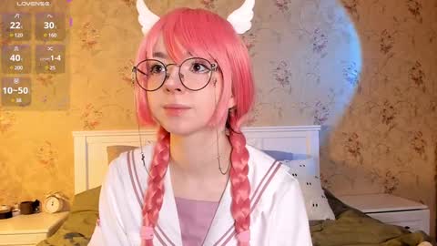 Snapshot of nora_failure chatting on December 9, 4:56 am Nora Failure online show from December 9, 4:56 am