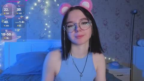 Snapshot of nora_failure chatting on February 5, 12:27 pm Nora Failure online show from February 5, 12:27 pm