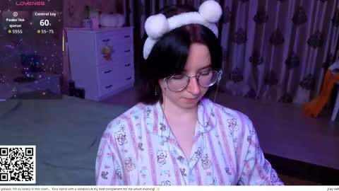 Snapshot of nora_failure chatting on February 17, 1:07 pm Nora Failure online show from February 17, 1:07 pm