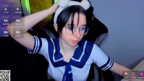 Snapshot of nora_failure chatting on June 13, 1:42 pm Nora Failure online show from June 13, 1:42 pm