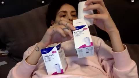 norablues online show from February 16, 11:06 am