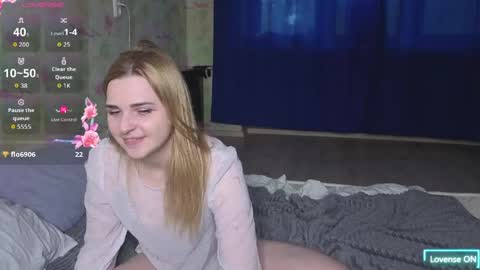 Elina online show from May 30, 11:07 am