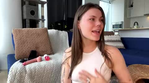 Nordic Belle online show from April 17, 1:58 pm