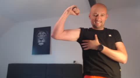 nordicrunner76 online show from July 7, 8:18 am