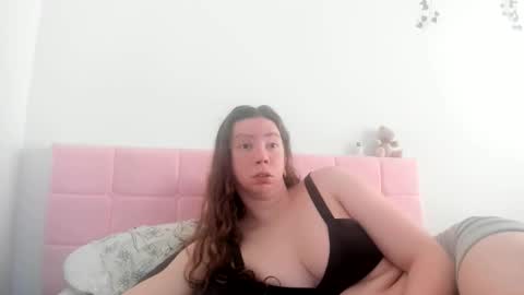 Emily snow online show from February 17, 8:26 pm