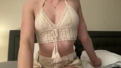 Snapshot of noscandal chatting on January 20, 5:04 am noscandal online show from January 20, 5:04 am