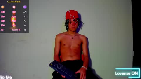 Snapshot of not_hoffman chatting on December 16, 1:43 pm HOFFMAN online show from December 16, 1:43 pm