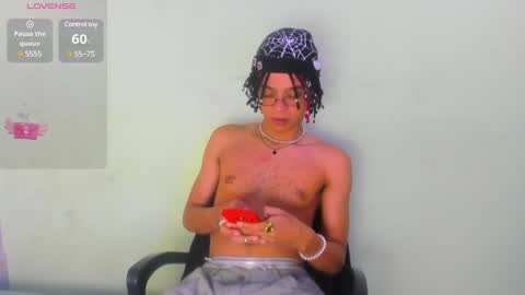 Snapshot of not_hoffman chatting on January 22, 1:11 pm HOFFMAN online show from January 22, 1:11 pm