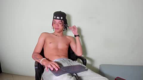 Snapshot of not_hoffman chatting on February 12, 1:48 pm HOFFMAN online show from February 12, 1:48 pm