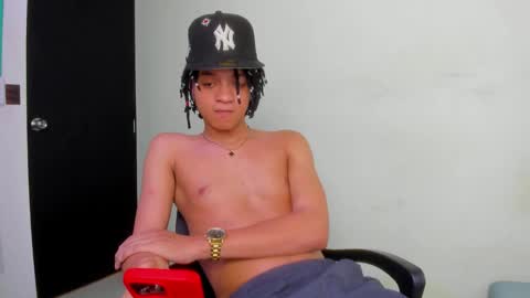 Snapshot of not_hoffman chatting on March 5, 5:08 pm HOFFMAN online show from March 5, 5:08 pm