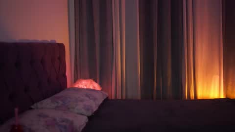 Tina online show from February 14, 7:43 pm