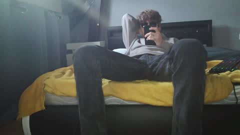 NotSpace   online show from January 19, 1:33 pm