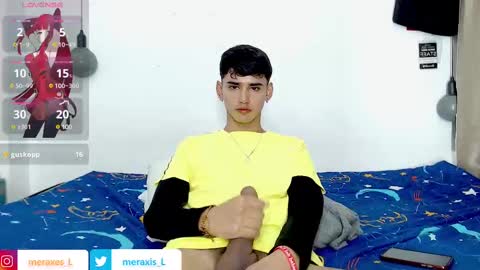 Snapshot of nova740338 chatting on February 15, 8:33 pm Nova online show from February 15, 8:33 pm