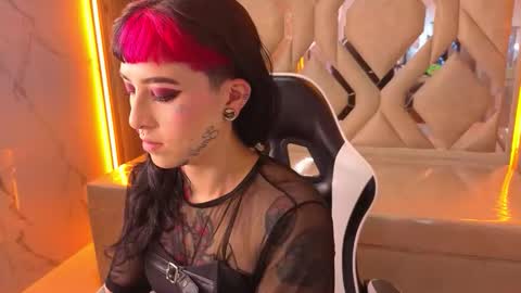 Live 1500am 2100pm online show from December 17, 8:15 pm