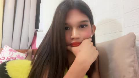 Snapshot of nova_licious chatting on May 11, 2:45 pm nova_licious online show from May 11, 2:45 pm
