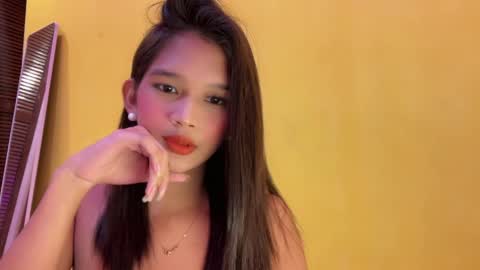 Snapshot of nova_licious chatting on May 23, 3:27 pm nova_licious online show from May 23, 3:27 pm
