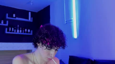 Snapshot of nova_salvadore chatting on January 8, 4:04 am Nova Salvatore online show from January 8, 4:04 am