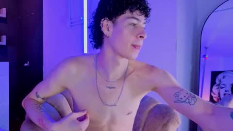 Nova Salvatore online show from March 19, 1:53 am