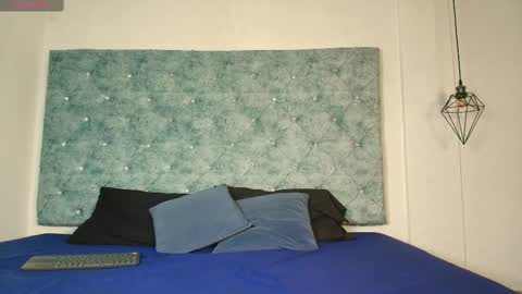 Snapshot of nova_snow chatting on October 2, 7:43 pm N O V A  online show from October 2, 7:43 pm