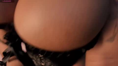 Snapshot of nova_swan chatting on February 17, 7:42 pm NOVA online show from February 17, 7:42 pm