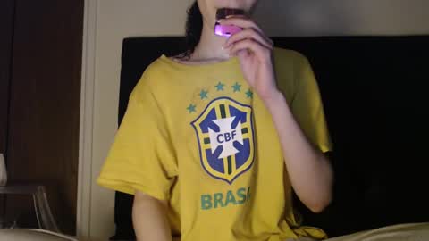 Snapshot of novafrey chatting on February 1, 1:02 am Olivia online show from February 1, 1:02 am