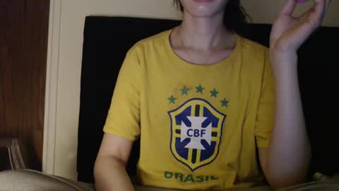 Snapshot of novafrey chatting on February 2, 2:17 am Olivia online show from February 2, 2:17 am