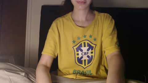 Snapshot of novafrey chatting on February 3, 1:30 am Olivia online show from February 3, 1:30 am