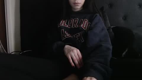 Snapshot of novafrey chatting on September 21, 1:46 pm Olivia online show from September 21, 1:46 pm