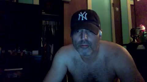 Snapshot of novatron6996 chatting on January 23, 11:48 am novatron6996 online show from January 23, 11:48 am