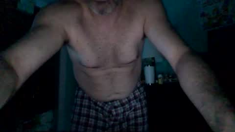 Snapshot of novatron6996 chatting on February 22, 10:51 am novatron6996 online show from February 22, 10:51 am