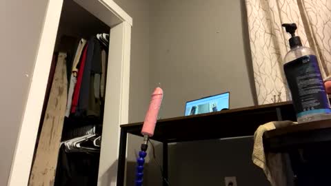 Snapshot of nsy57528 chatting on April 22, 12:24 am nsy57528 online show from April 22, 12:24 am