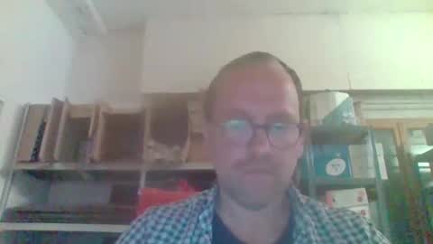 Snapshot of ntmucuty chatting on May 2, 9:25 am ntmucuty online show from May 2, 9:25 am