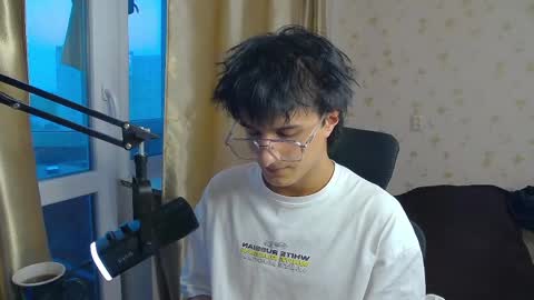 Snapshot of nuar_x chatting on June 7, 5:06 pm Nuar X online show from June 7, 5:06 pm