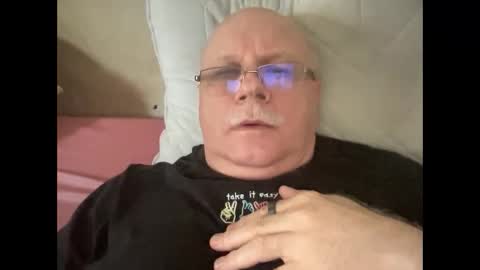 nukiss online show from November 13, 10:03 am