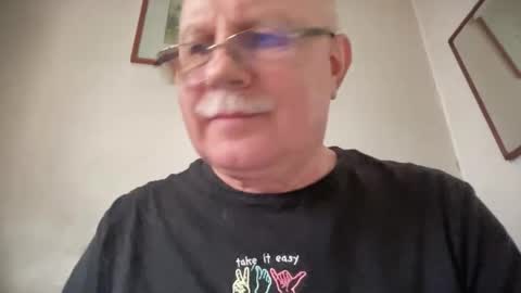 nukiss online show from February 12, 9:48 am