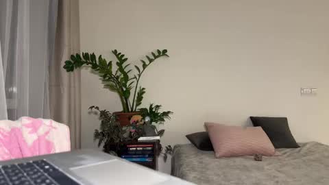 Snapshot of nura_foxx chatting on October 3, 1:13 am nura_foxx online show from October 3, 1:13 am