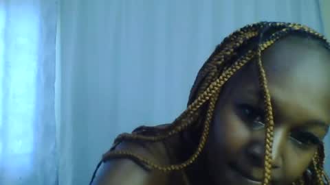 Snapshot of nutgal_ chatting on June 16, 8:06 am nutgal online show from June 16, 8:06 am