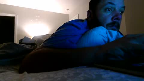 nuttincowboy727272 online show from March 14, 12:17 am