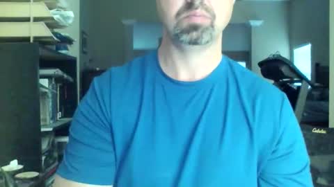 nvrenuff1979 online show from February 24, 12:47 pm