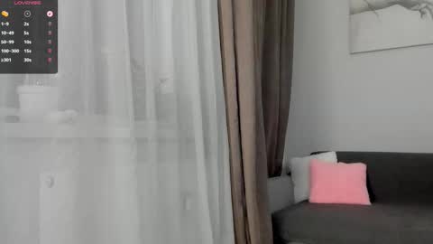 nya_babe online show from March 6, 12:40 am