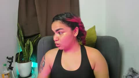 Nia online show from February 18, 2:18 am