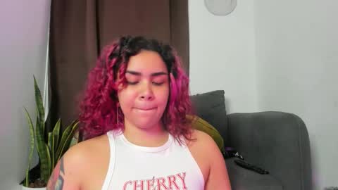 Nia online show from February 23, 4:32 am