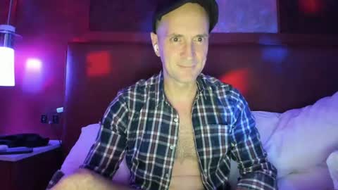 HudsonValleyNYfun online show from October 16, 7:31 am