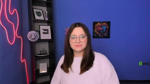 Snapshot of nymiraa chatting on April 20, 1:03 pm Mira online show from April 20, 1:03 pm