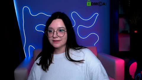 Snapshot of nymiraa chatting on April 25, 1:52 pm Mira online show from April 25, 1:52 pm
