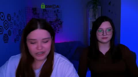 Snapshot of nymiraa chatting on April 27, 1:09 pm Mira online show from April 27, 1:09 pm