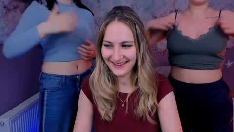 Snapshot of nymiraa chatting on May 27, 1:57 am Mira online show from May 27, 1:57 am